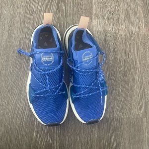 Women Adidas Shoes